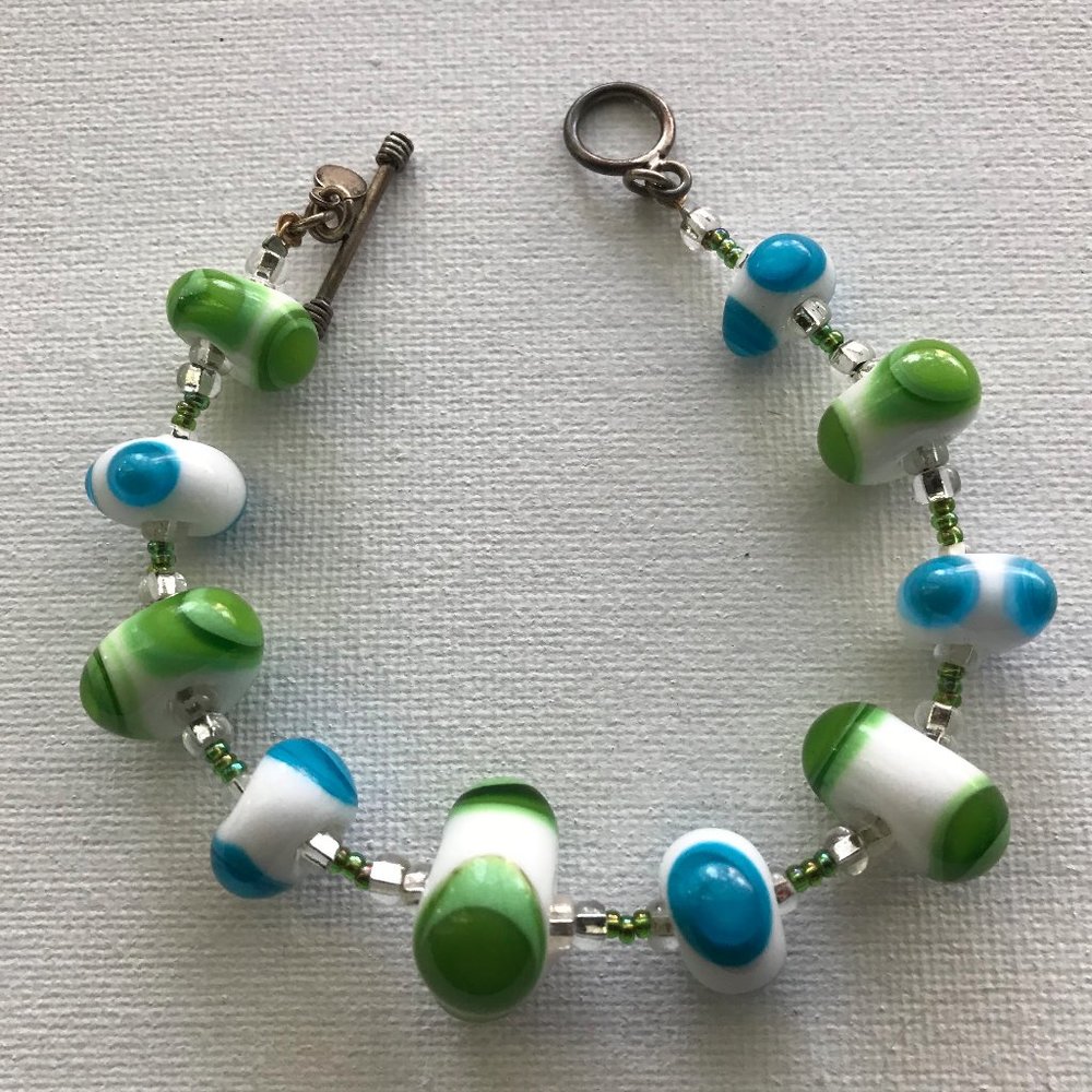 Glass bead braclet
